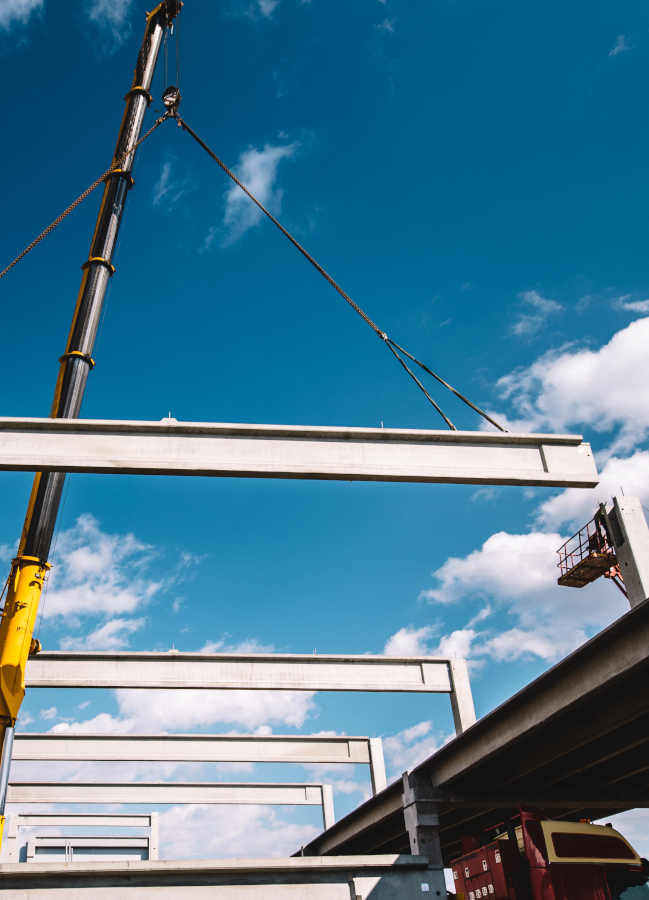 Crane Hire For Warehouse Construction Projects in Brisbane