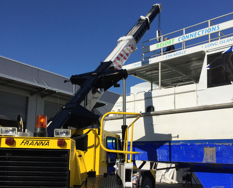 crane hire brisbane