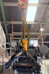 crane lift for boat engine brisbane qld