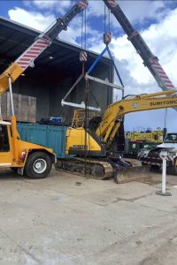 dual franna crane hire for excavator lift brisbane qld