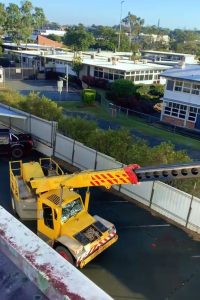 franna crane hire assisting hvac aircon installation brisbane qld