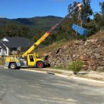 franna-crane-lifting-beam-packs-to-limited-access-build-site-brisbane-qld franna crane lifting beam packs to limited access build site brisbane qld