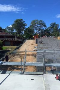 franna taxi crane assisting on building site brisbane qld