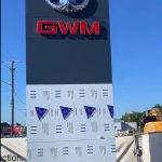 gwm-signage-installation-franna-crane-lift-brisbane-qld gwm signage installation franna crane lift brisbane qld